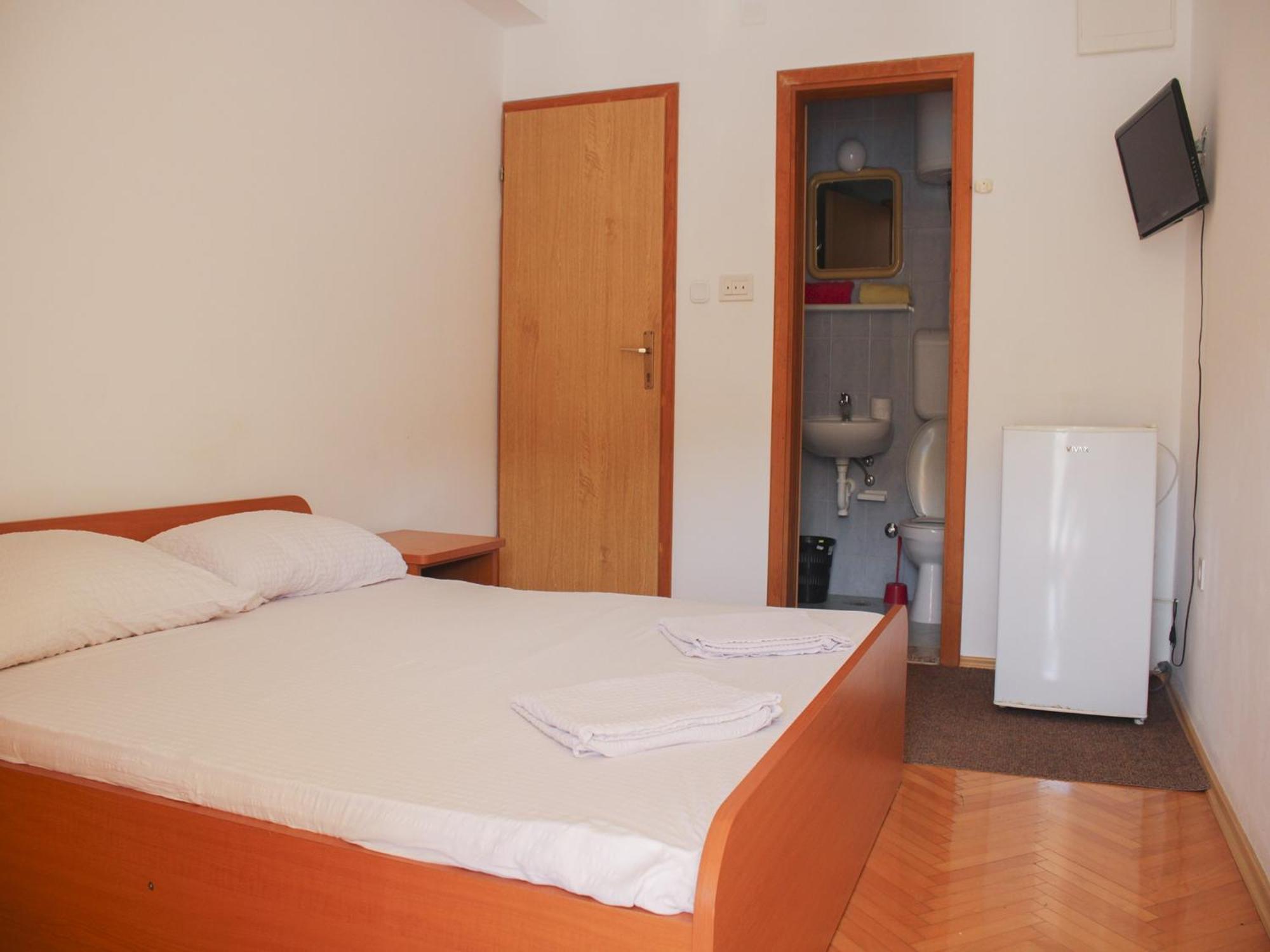 Apartments And Rooms Mato Neum Room photo
